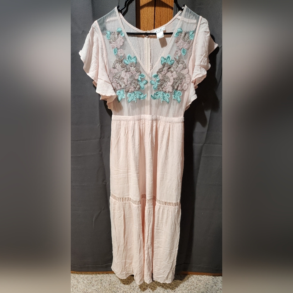 Venus Elegant Pink Floral Embroidered Dress